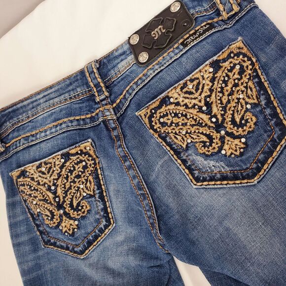 Miss Me Jeans Size 28x27 Rhinestone Cropped Ankle Capri Boot Cut Womens Pants - Picture 8 of 10